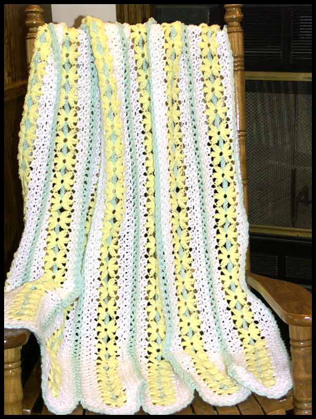 Daisies for Baby Baby Afghan (click to see closeup)