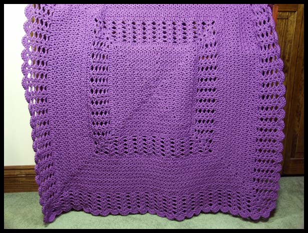 Clusters & Shells Baby Afghan (click to see closeup)