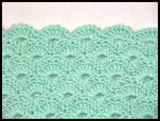 Lots of Shells Baby Blanket Closeup (click to go back)