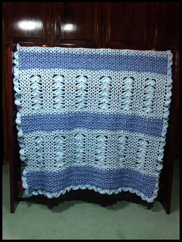 V-Stitch Shell Baby Blanket/Lapghan (click to see more photos)