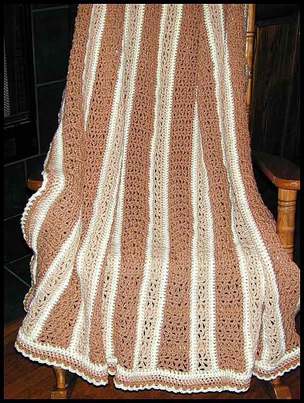 Hayride Wrap Afghan (click to see closeup)