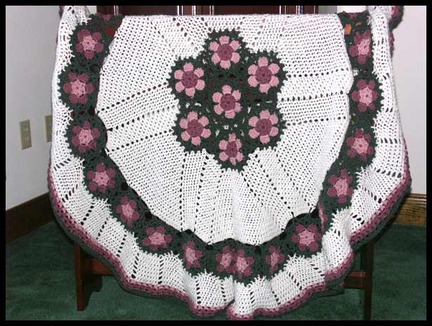 Floral Hexagon Afghan (click to see closeup of center)