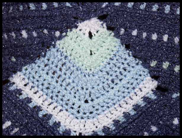 New Star Afghan Closeup (click to go back)
