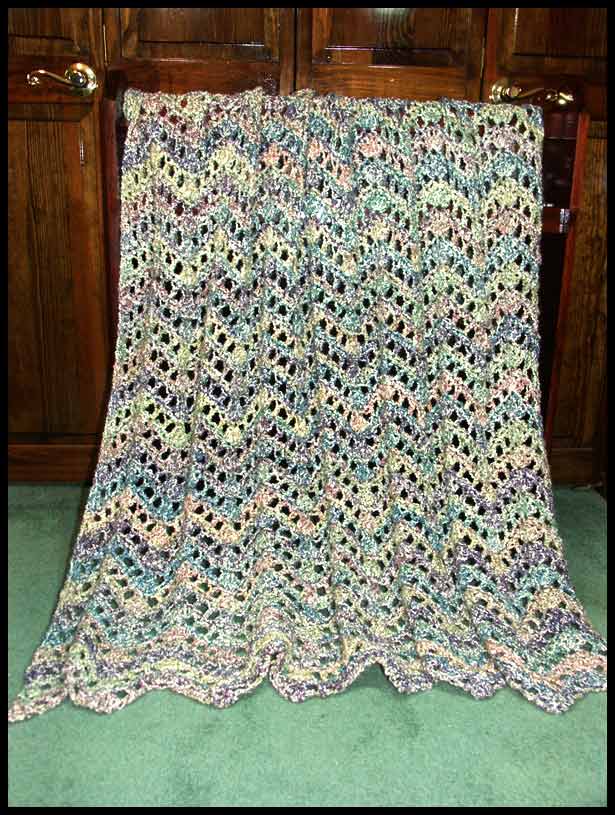 Lacy Ripple Afghan (click to see closeup)
