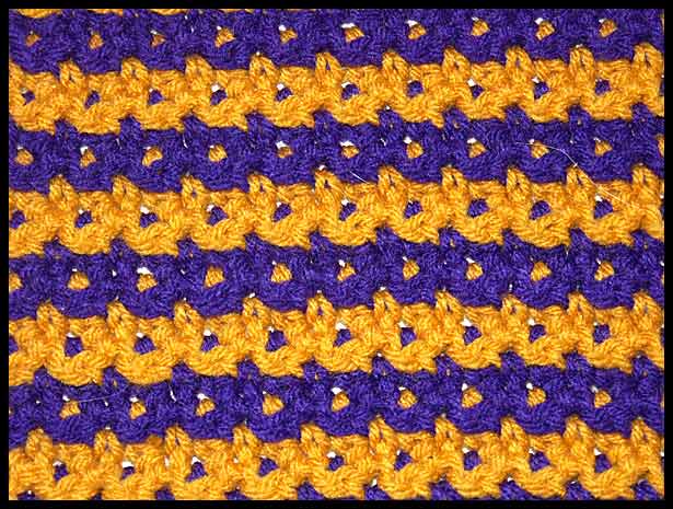 Reversible LSU Hat & Scarf Closeup of Side 2 (click to go back)