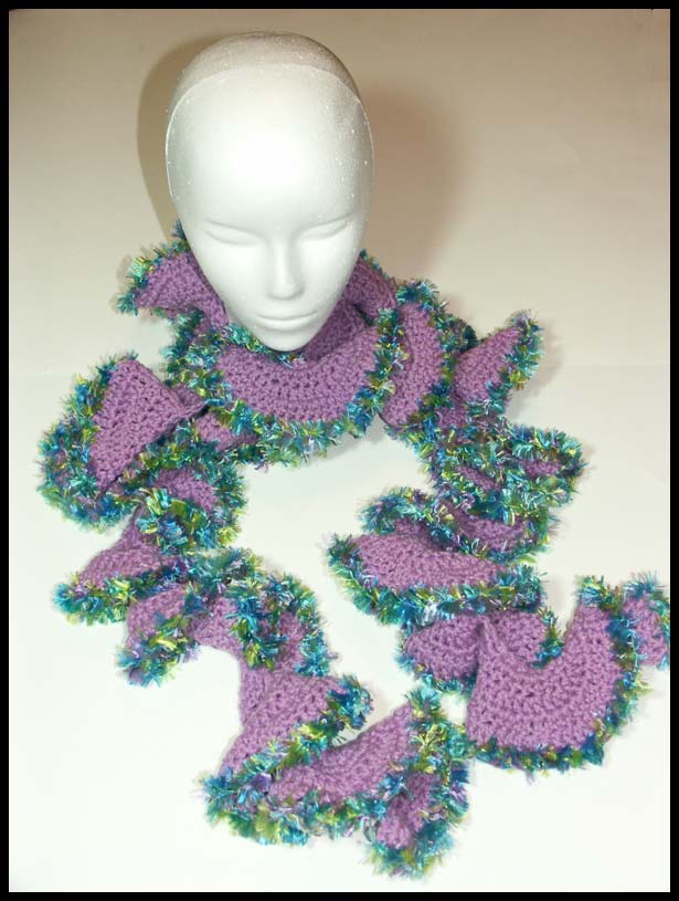 Spiral Scarf (click to see closeup)