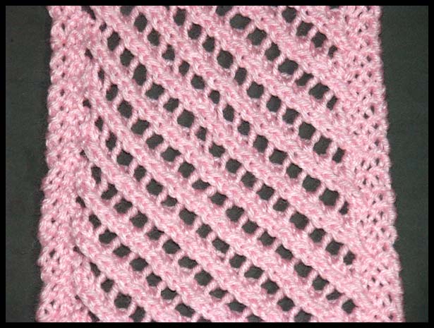 Diagonal Lace Scarf Closeup (click to go back)