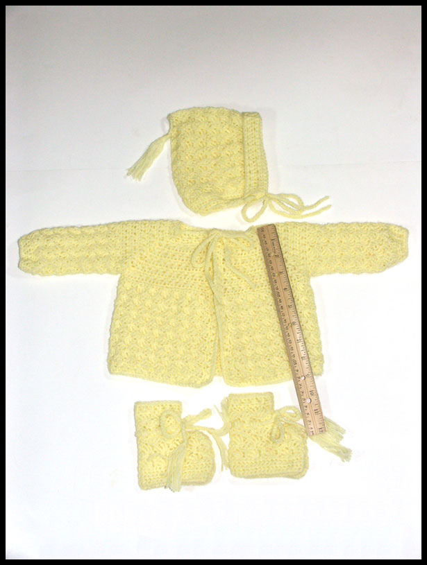 Sunshine Layette with Ruler (click to go back)