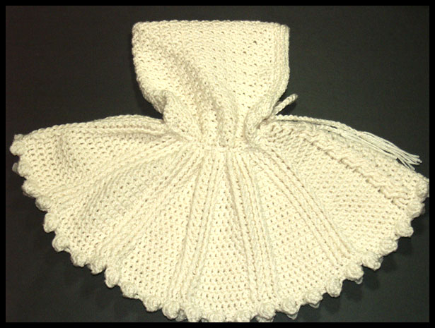 Aran Poncho Side View (click to go back)