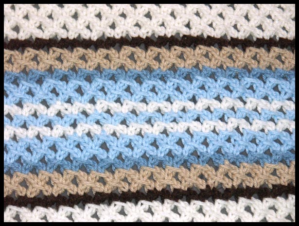 Icelandic Shawl Closeup of Pattern (click to go back)